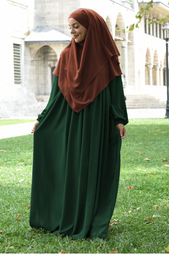 Tesettür Elbise / Ferace Pileli Fermuarlı Kloş Zümrüt Yeşili