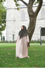 Tesettür Elbise / Ferace Pileli Standart Beden Bej