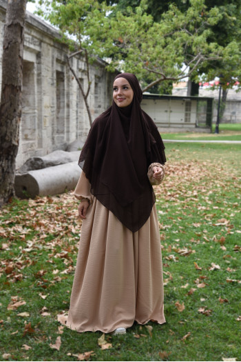 Tesettür Elbise / Ferace Pileli Kloş Model Karamel